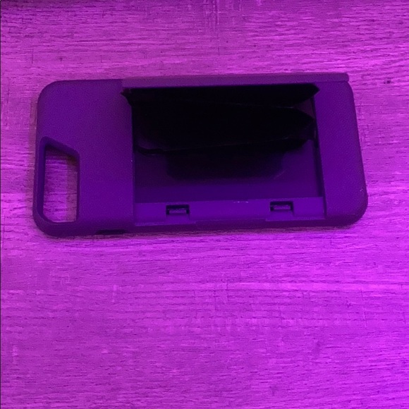 iPhone 7+ - Picture 3 of 3